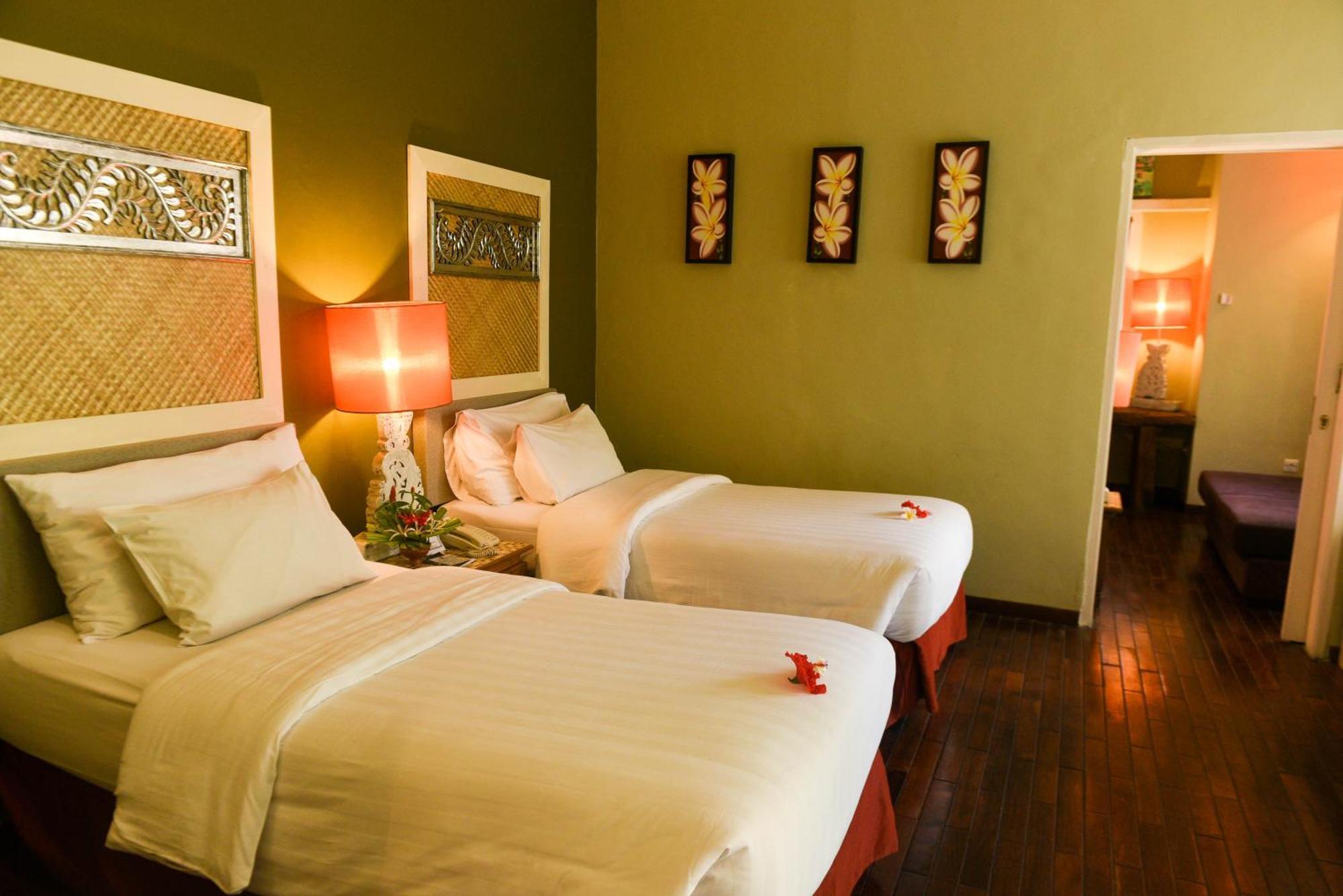 Peneeda View Beach Hotel Санур Экстерьер фото